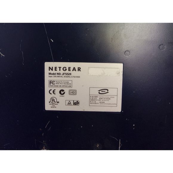 Netgear JFS524 24-port 10/100 Fast Ethernet switch plug-and-play - Picture 3 of 3